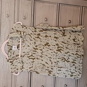 CAbi Flurry Top Size L EUC